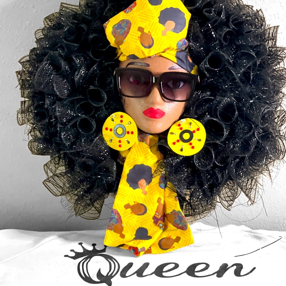Diva Wreaths